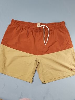 Duluth Trading Co Rust and Khaki Colorblock Men's Swim Trunks. XXL.